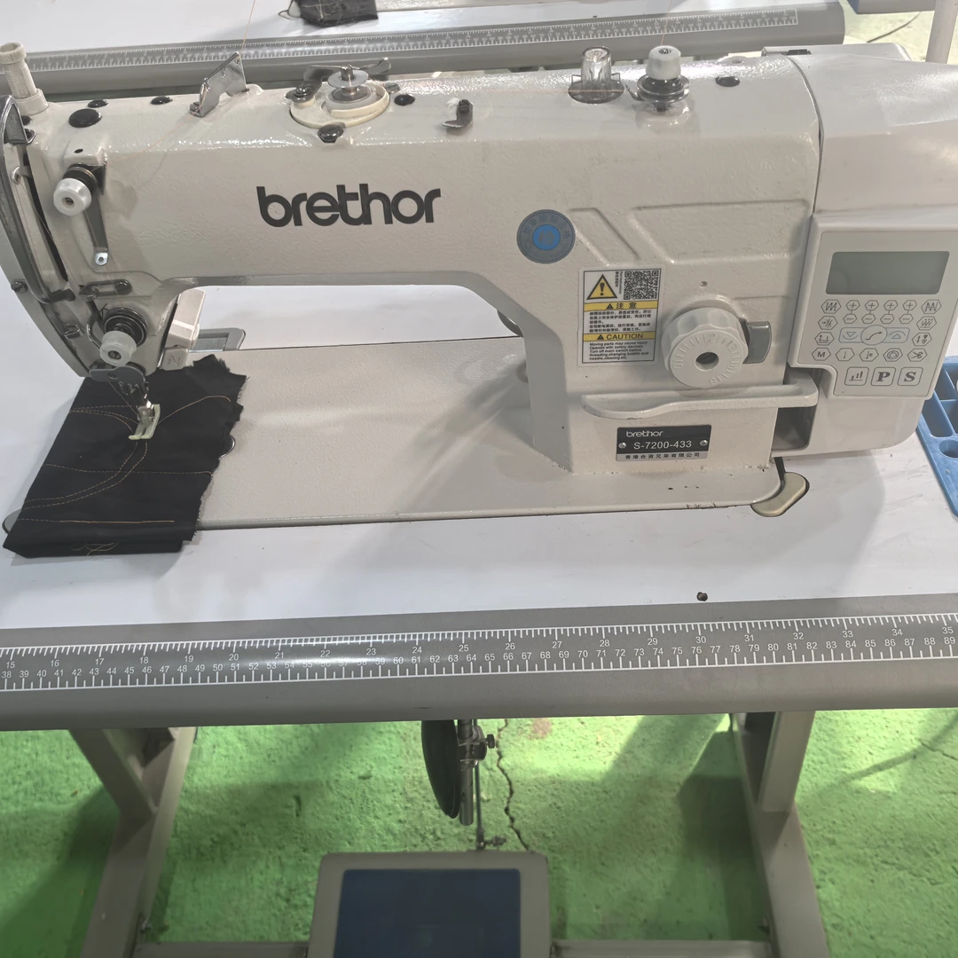 4自动电脑缝纫机，工业缝纫机薄厚通吃，整套包邮