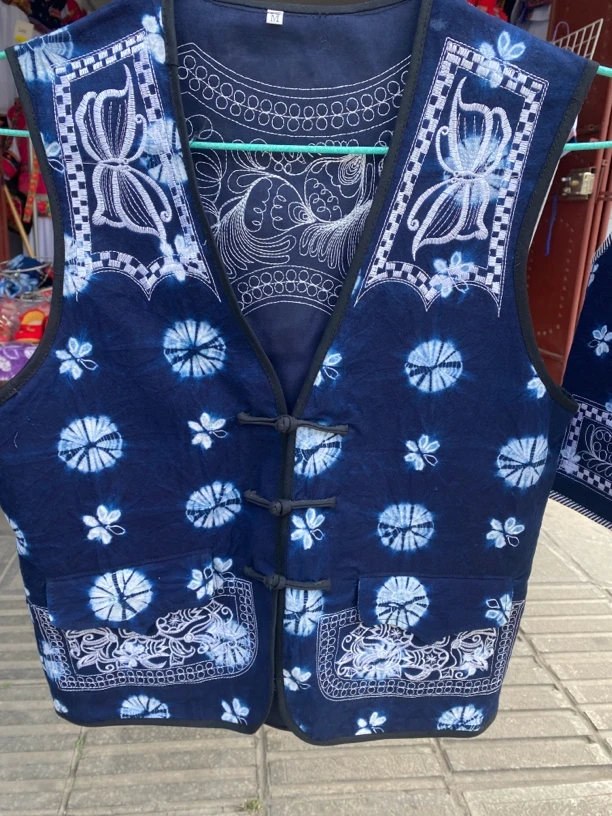 云南民族特色服装 啊鹏马甲定制