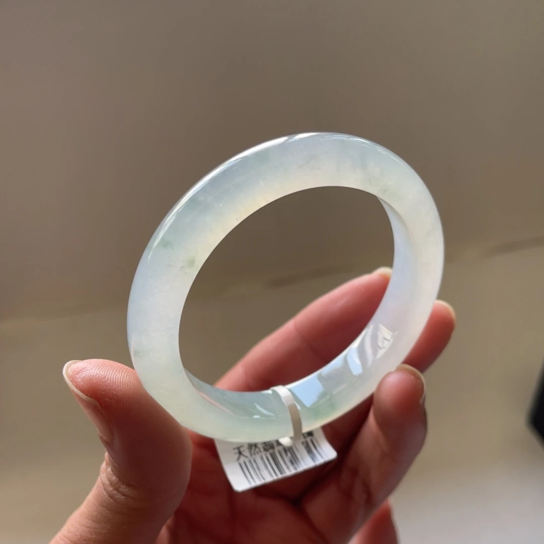 翡翠未镶嵌手镯52.4圈三天鉴赏期