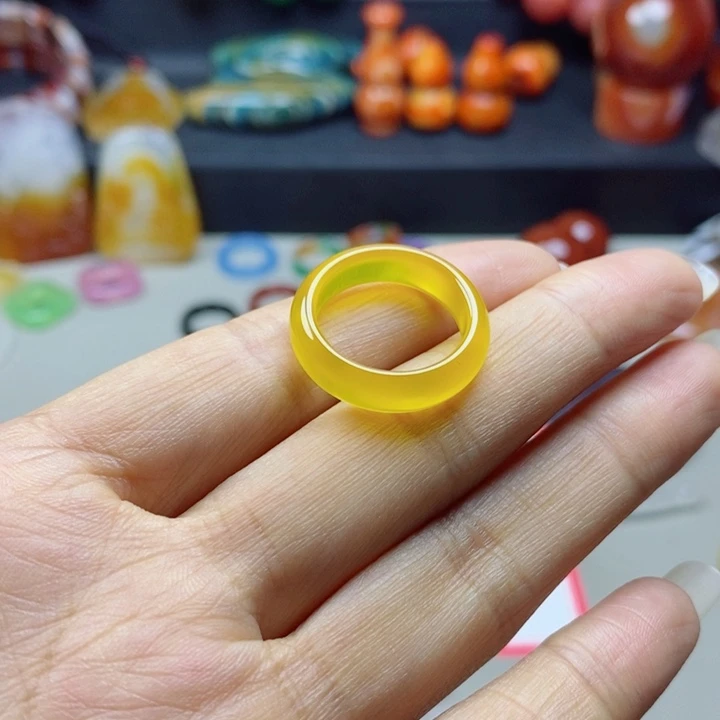 未镶嵌颈饰玛瑙/玉髓火*