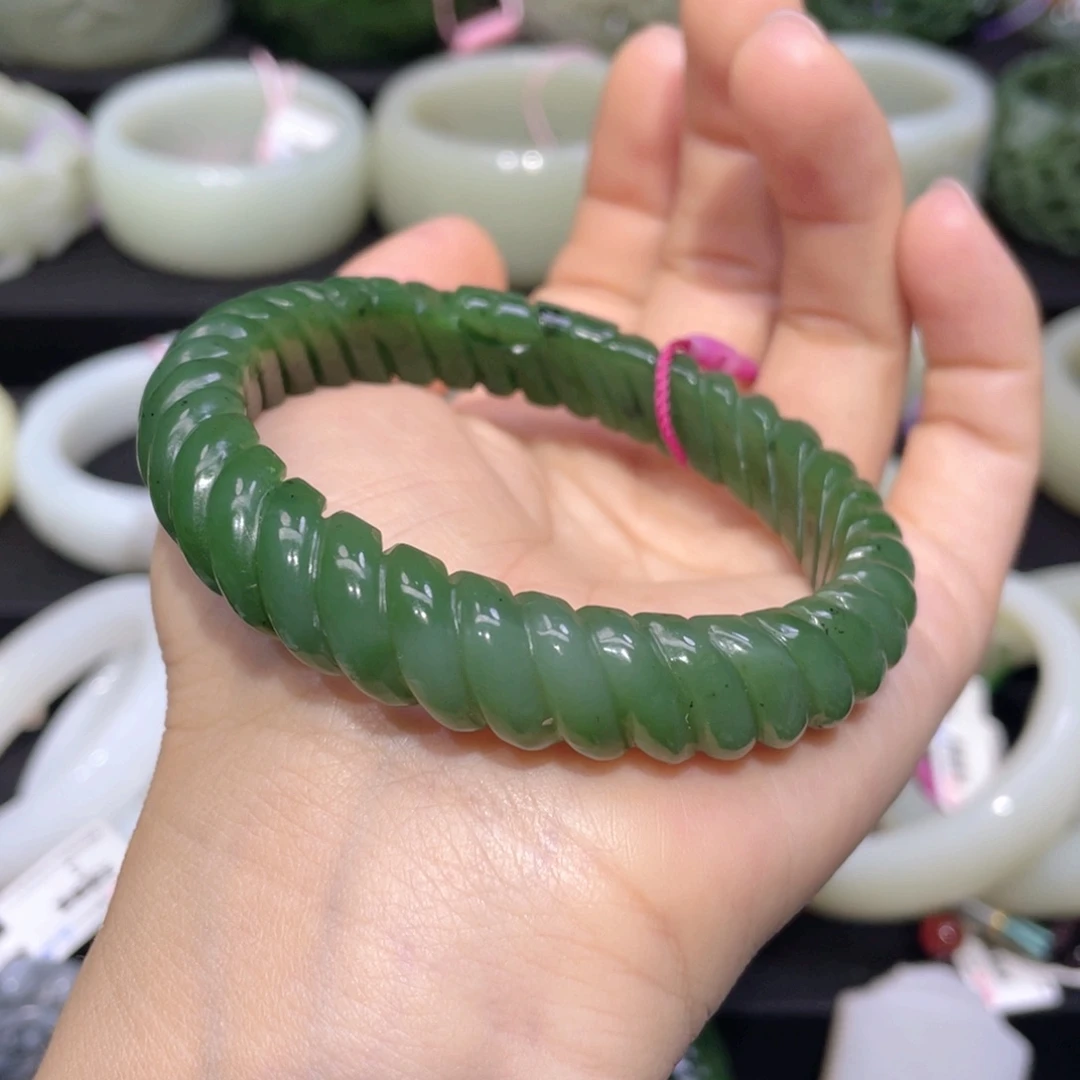 和田玉手镯未镶嵌14