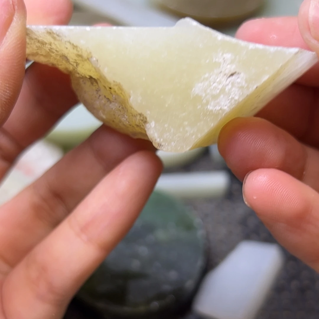 和田玉未镶嵌项链