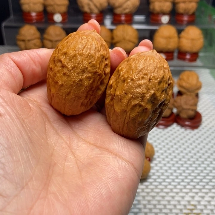 文玩核桃把件21金手指