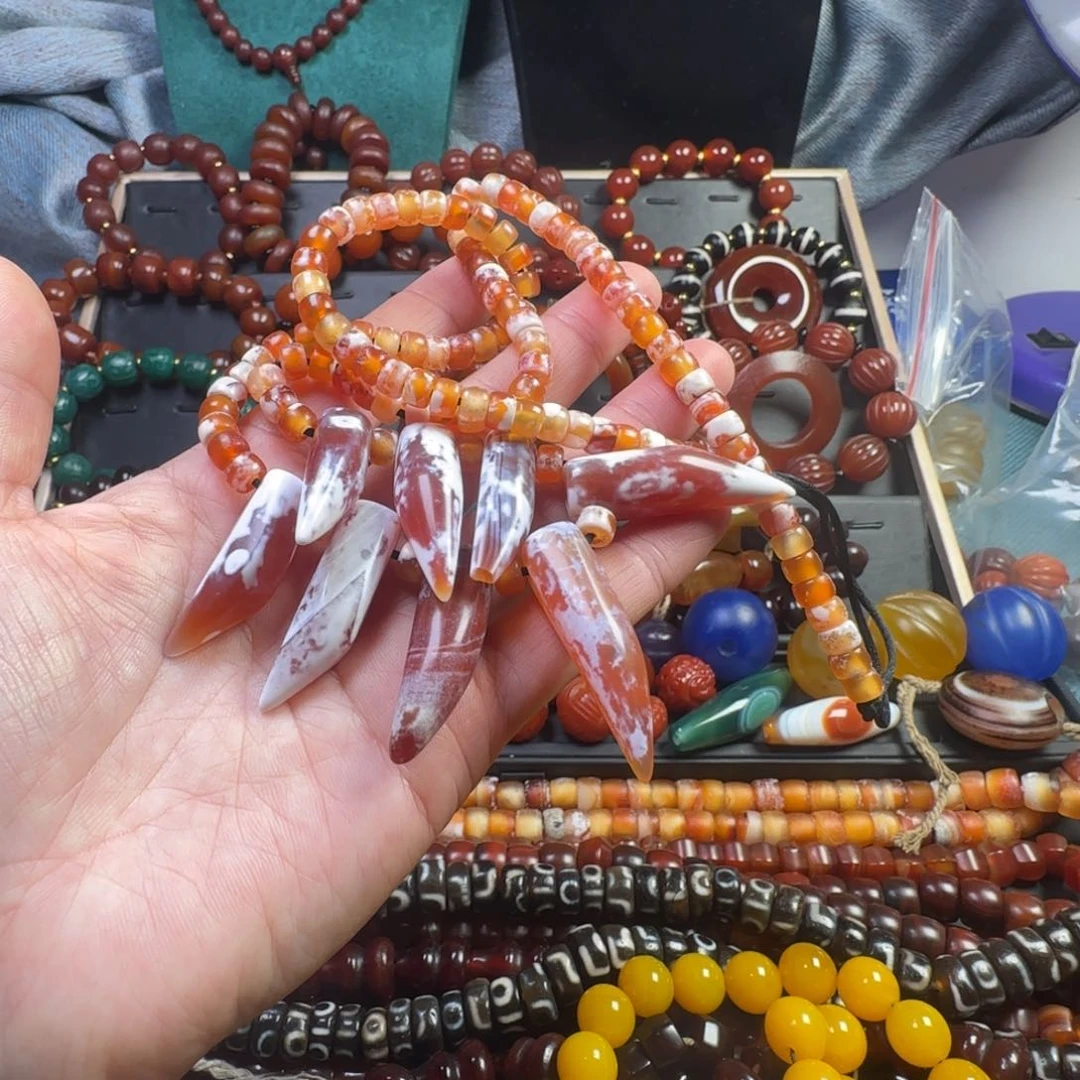 未镶嵌颈饰玛瑙/玉髓