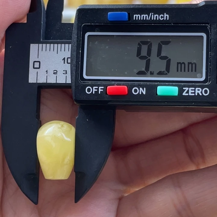 【闪购商品】琥珀裸石未镶嵌29号