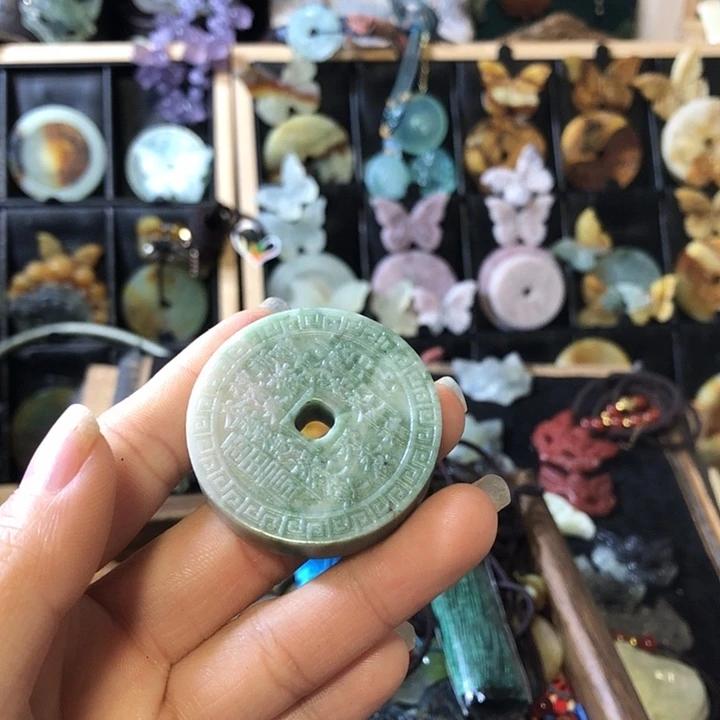 岫玉未镶嵌岫玉挂件