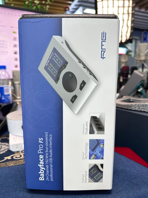 99新 娃娃脸声卡25年国航两年保 开封没使用