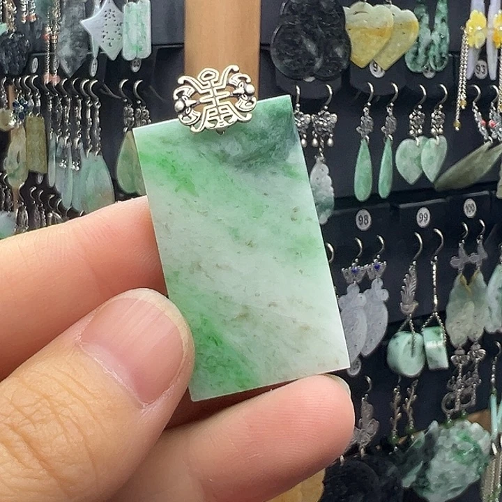 丽***屋翡翠银S925镶嵌耳饰