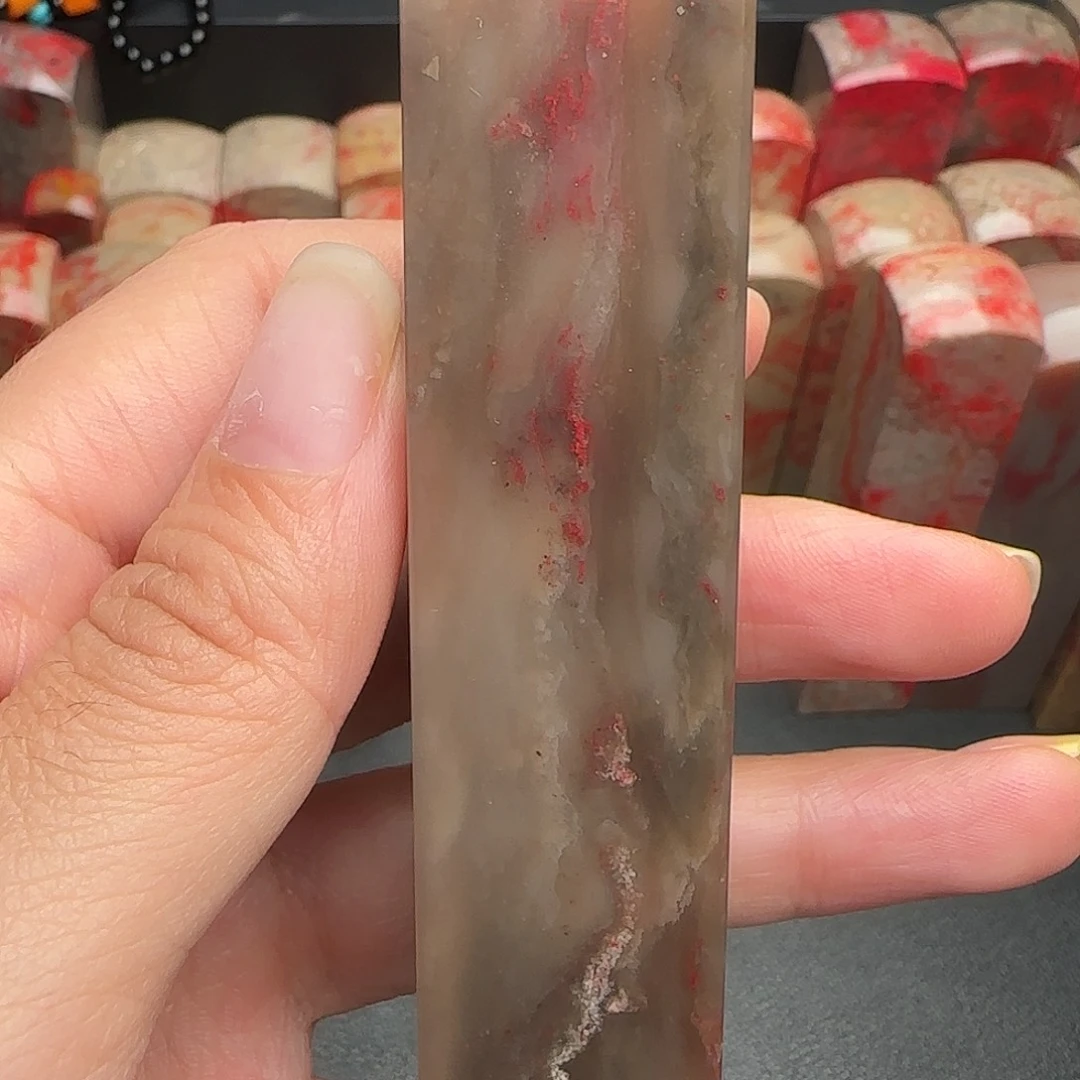 昌化石昌化鸡血石