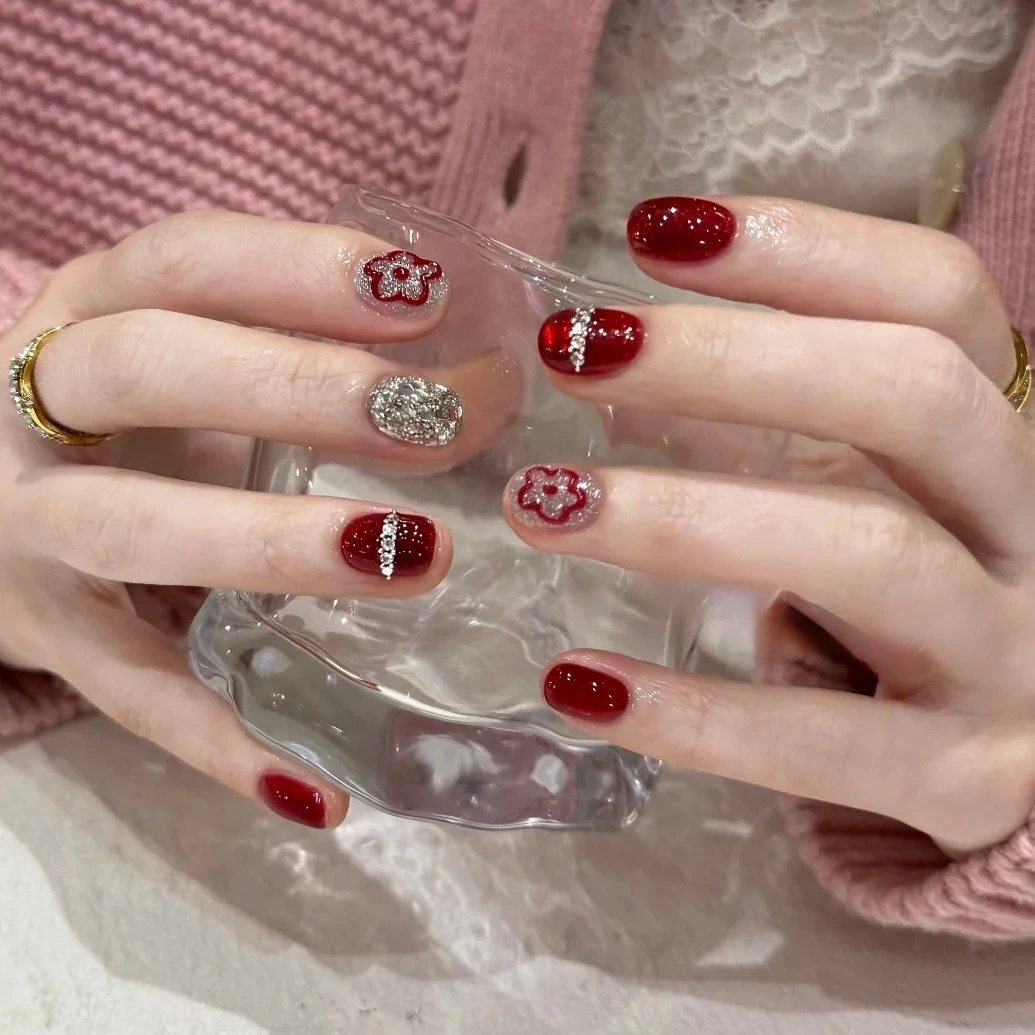 【花开富贵】纯手工穿戴甲高级感红色碎钻猫眼爆闪秋新年战甲短美甲
