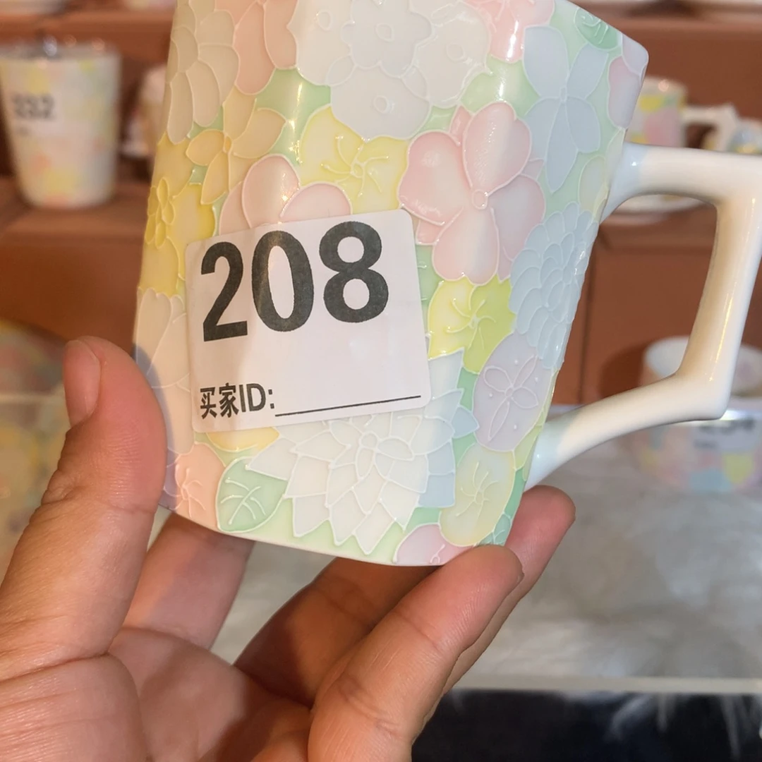 泥塑看他一眼认出的样子