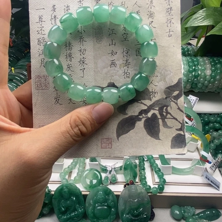 石英质玉手串未镶嵌H**莉