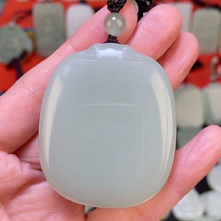 【闪购商品】颈饰未镶嵌和田玉