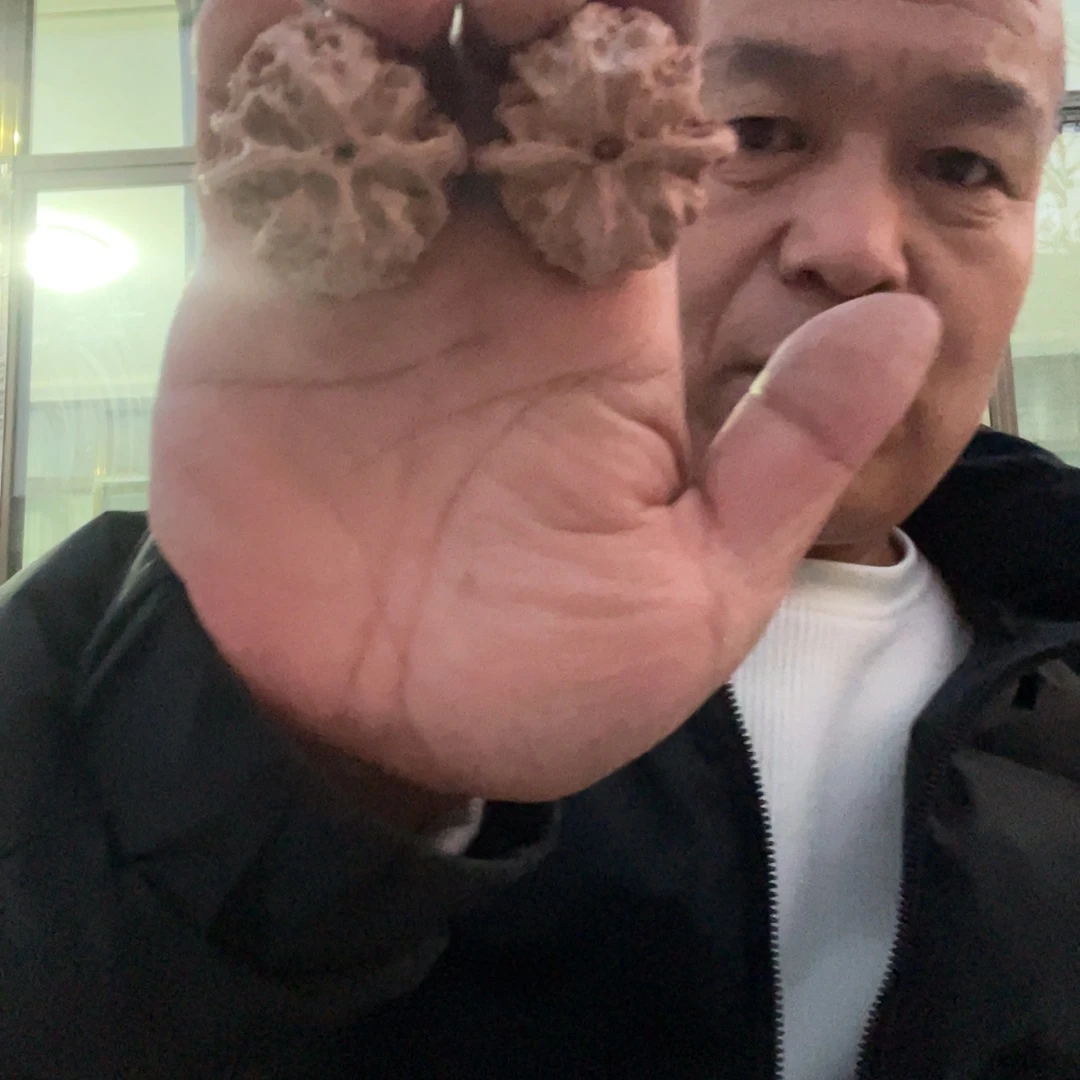 *****文玩核桃吊坠苹果41