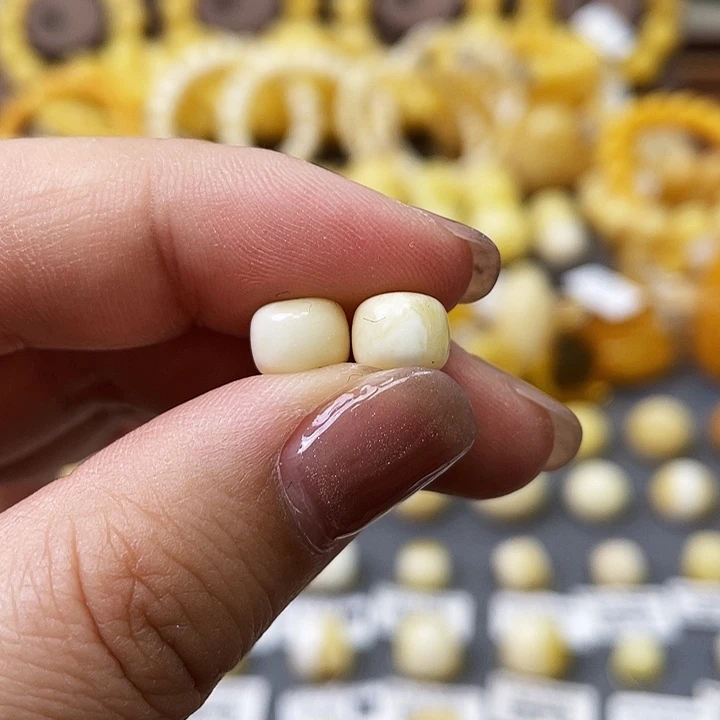 琥珀珠宝奇石未镶嵌7大➕瑕疵