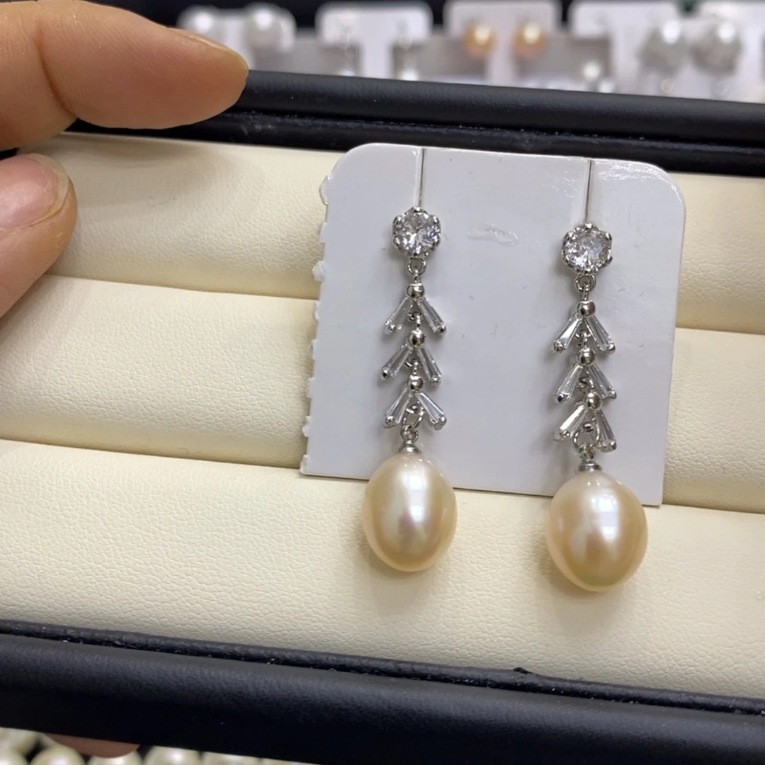 淡水珍珠耳饰未镶嵌