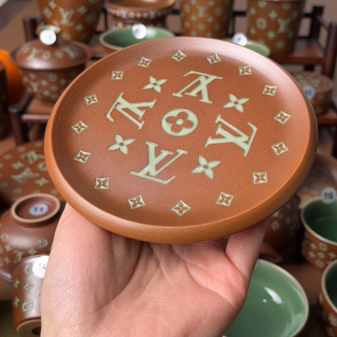 m***）草木灰老花手工壶承