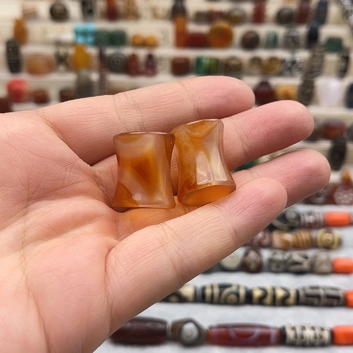 合金颈饰玛瑙/玉髓