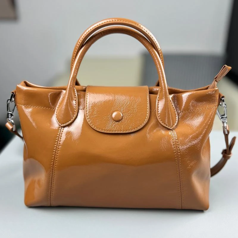 时尚百搭单肩斜挎包亮面牛皮饺子包单肩包休闲经典方形托特包复古