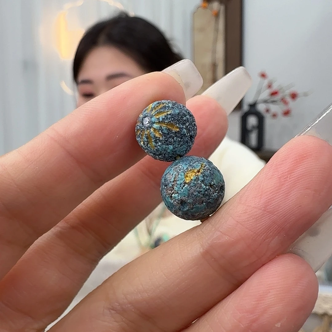 绿松石未镶嵌挂件