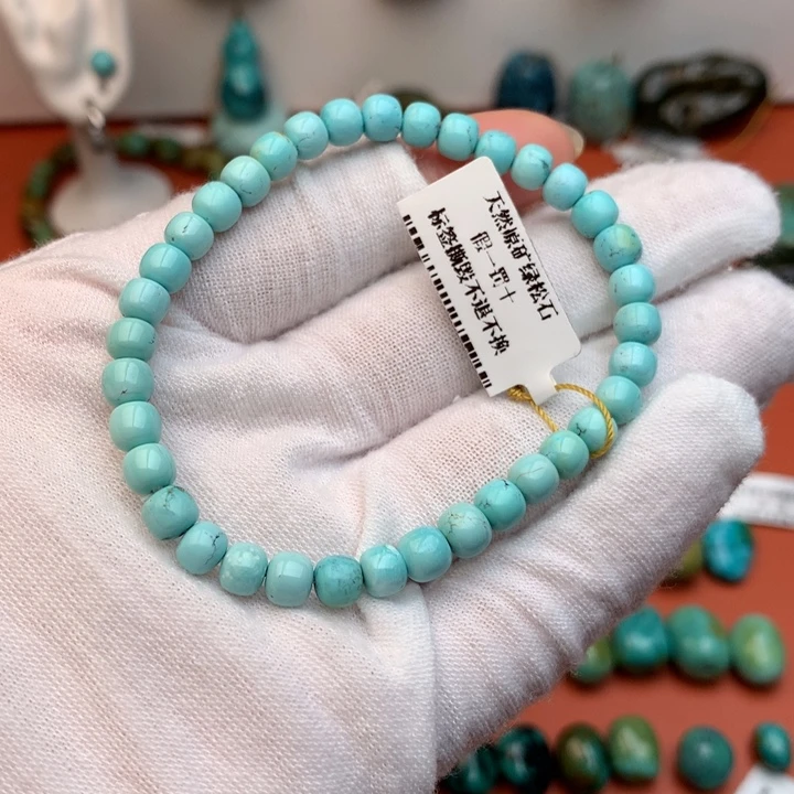 绿松石未镶嵌珠宝奇石