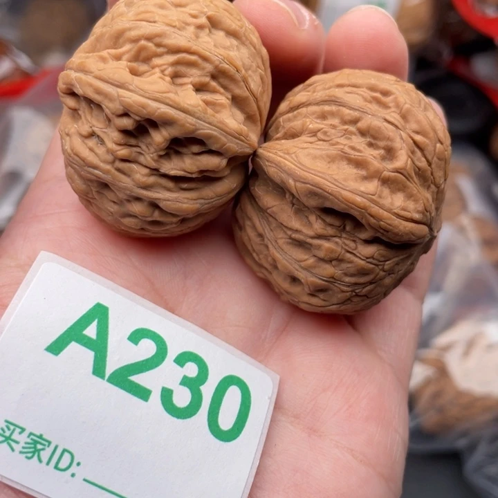 文玩核桃吊坠核桃