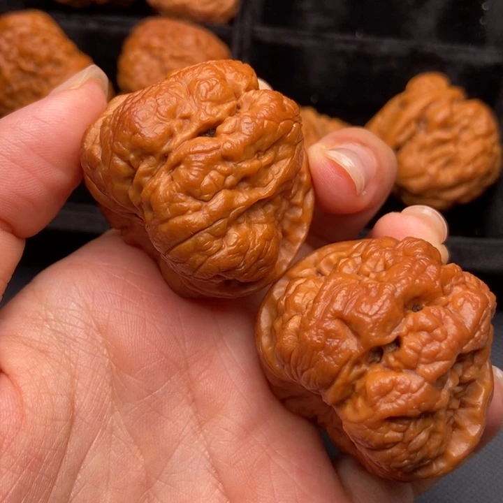 文玩核桃吊坠秦岭核桃