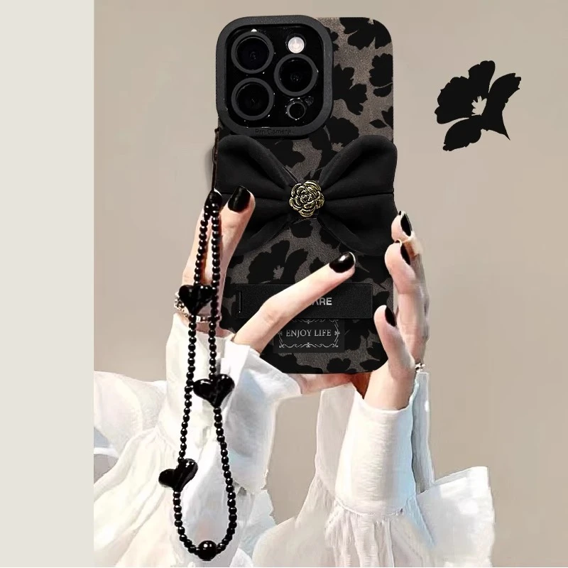 【高级感】黑色玫瑰蝴蝶结手链适用苹果17promax手机壳女神新款硅胶