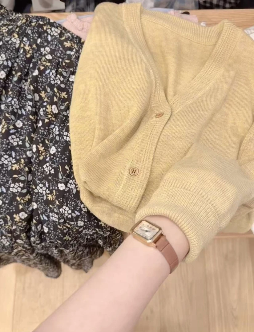 七言家巨好看！氛围感向日葵小V领开衫@