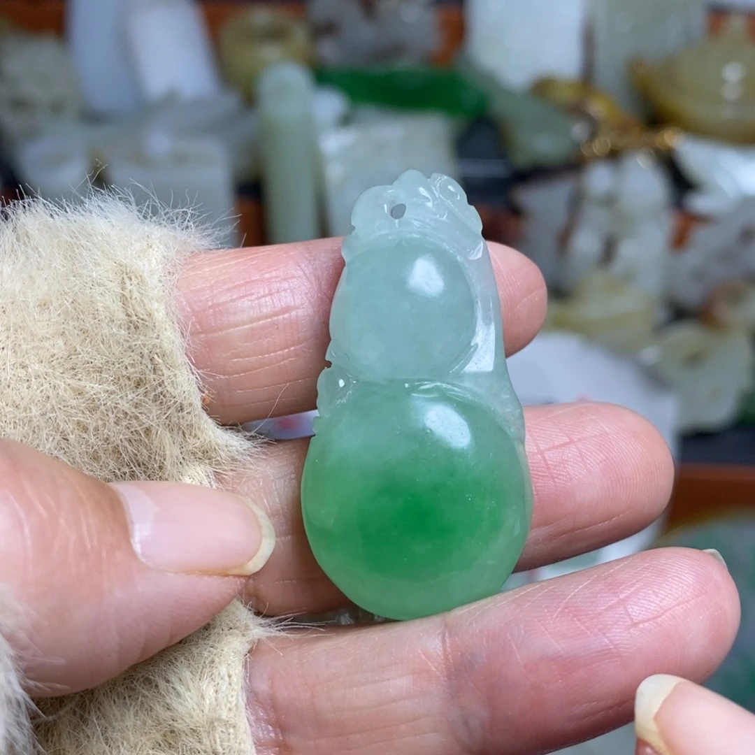 和田玉（糖玉）未镶嵌颈饰