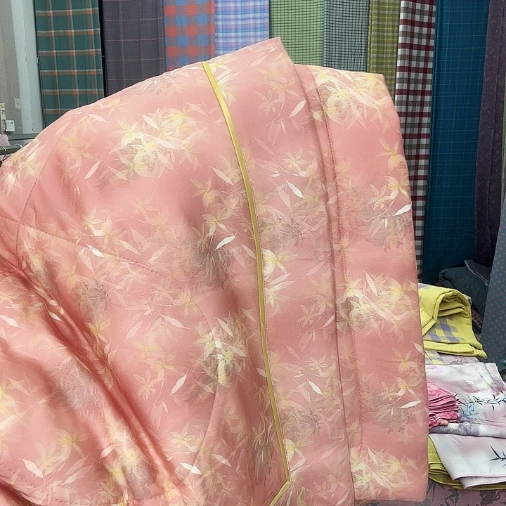 棉莫代尔纤维红竹夏粮被