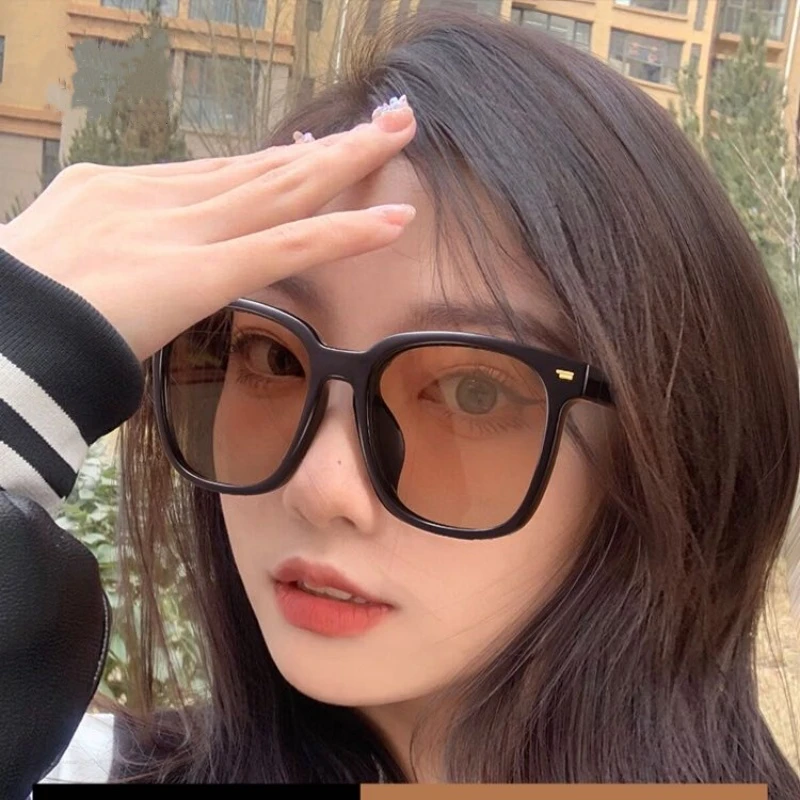 2025新款男士方形痞帅墨镜男款复古高级感开车专用防紫外太阳眼镜