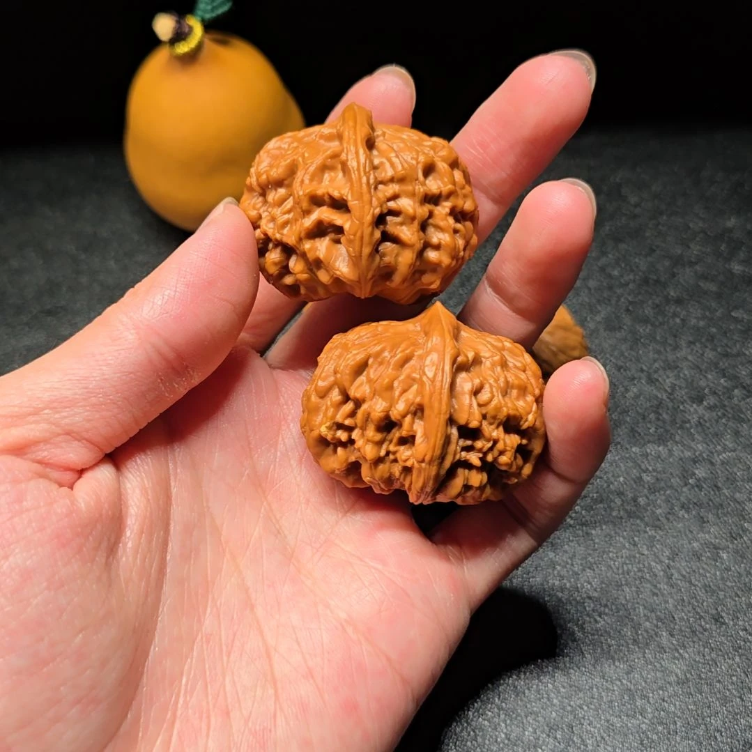 文玩核桃吊坠小众玉枕元宝全品