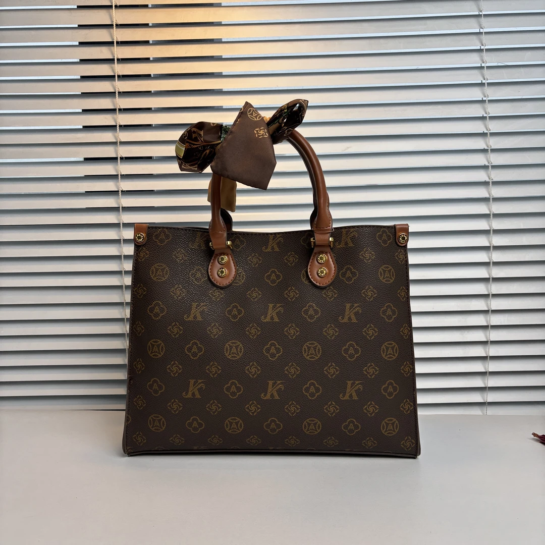 拍照用的老钱风包包大包B103