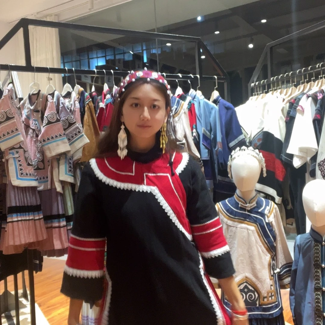 女款长款上衣M码110斤以下