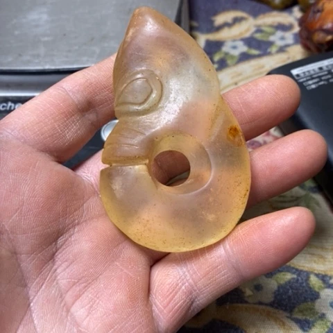 q w er t y ui o p