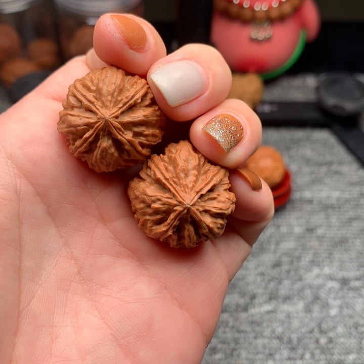 吊坠文玩核桃四棱