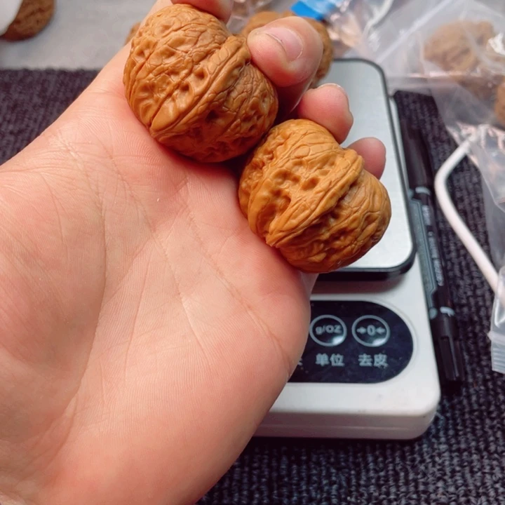 通***李文玩核桃吊坠元宝