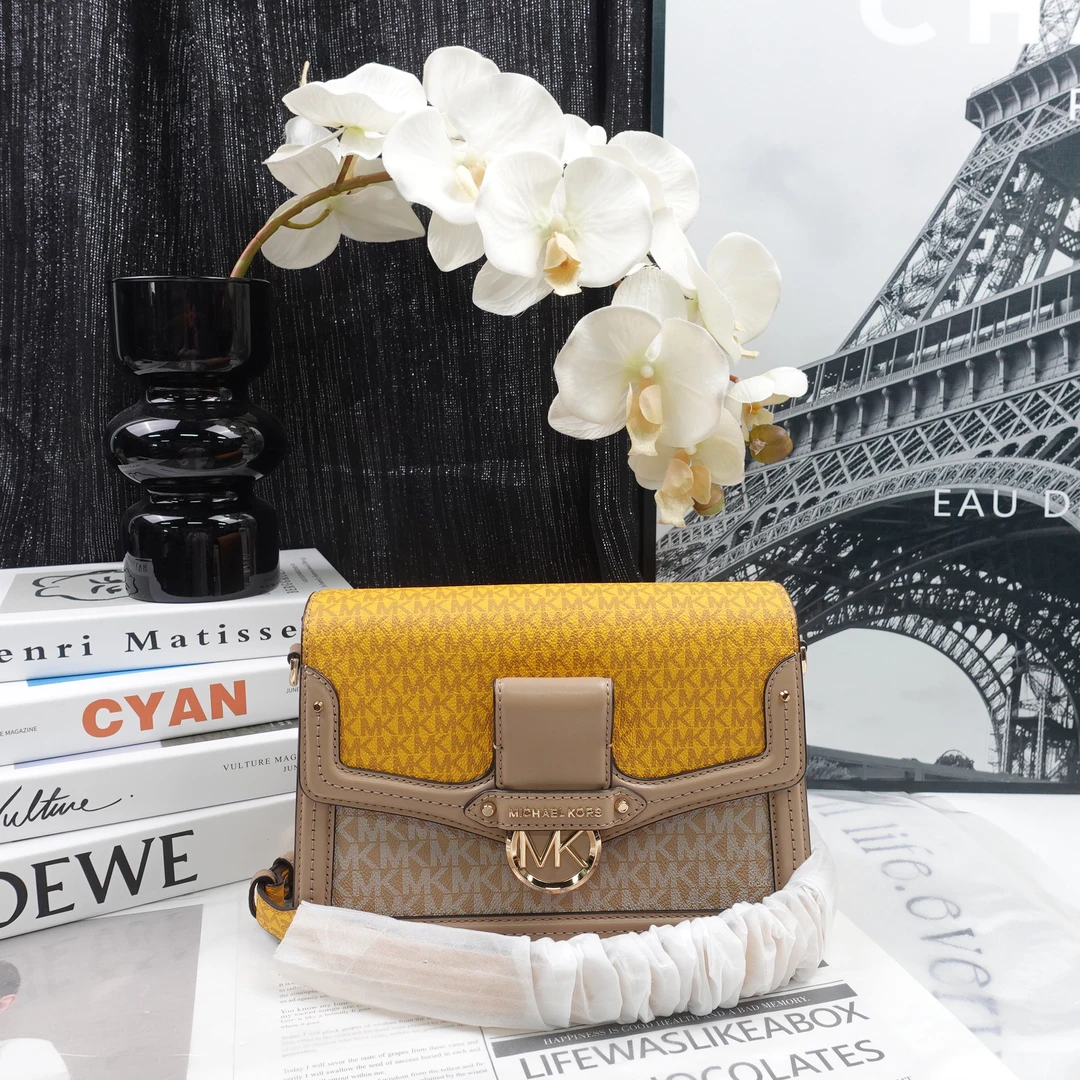 95新 MICHAELKORS/迈克高仕 单肩包/T10222582