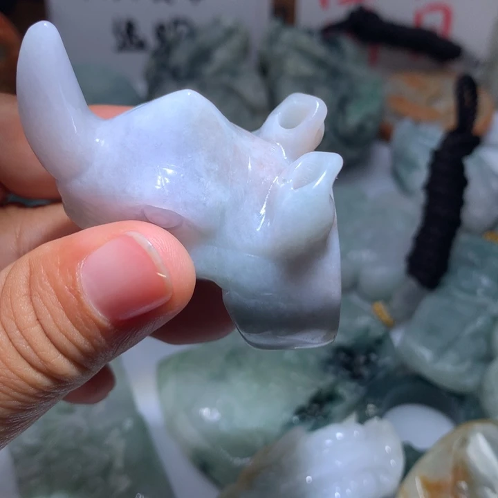 翡翠未镶嵌颈饰保真天然A货翡翠