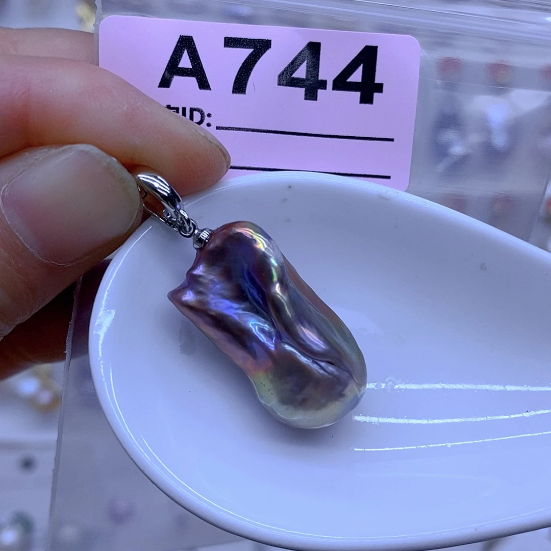 未镶嵌淡水珍珠颈饰