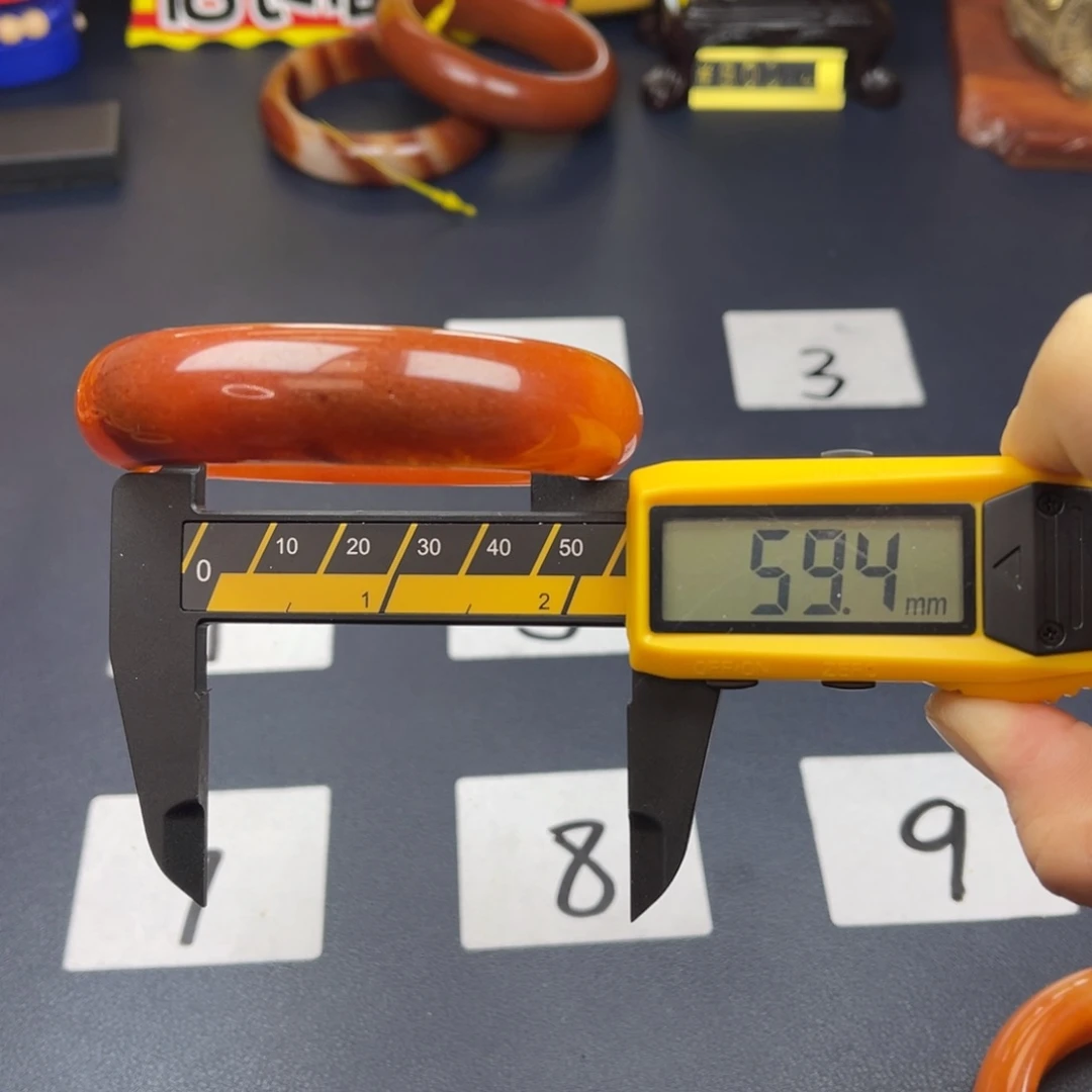 合金石英质玉（黄龙玉）手镯38号59.4圈