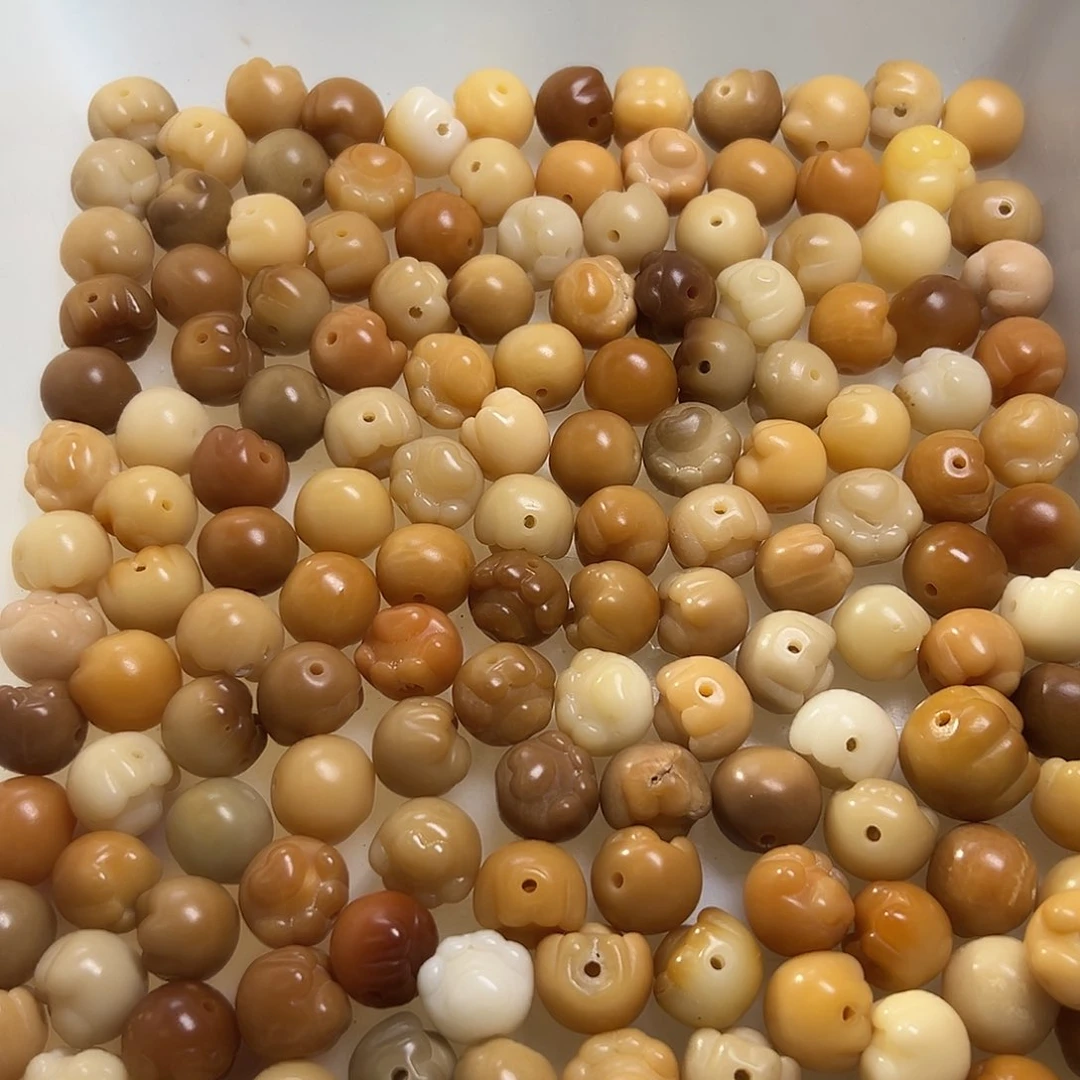 白玉菩提吊坠瑕疵卡17多宝猫爪8颗 两单宠5