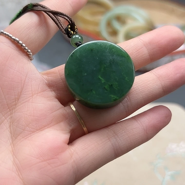 和田玉未镶嵌颈饰12