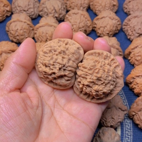 【闪购商品】吊坠文玩核桃小***～官帽45