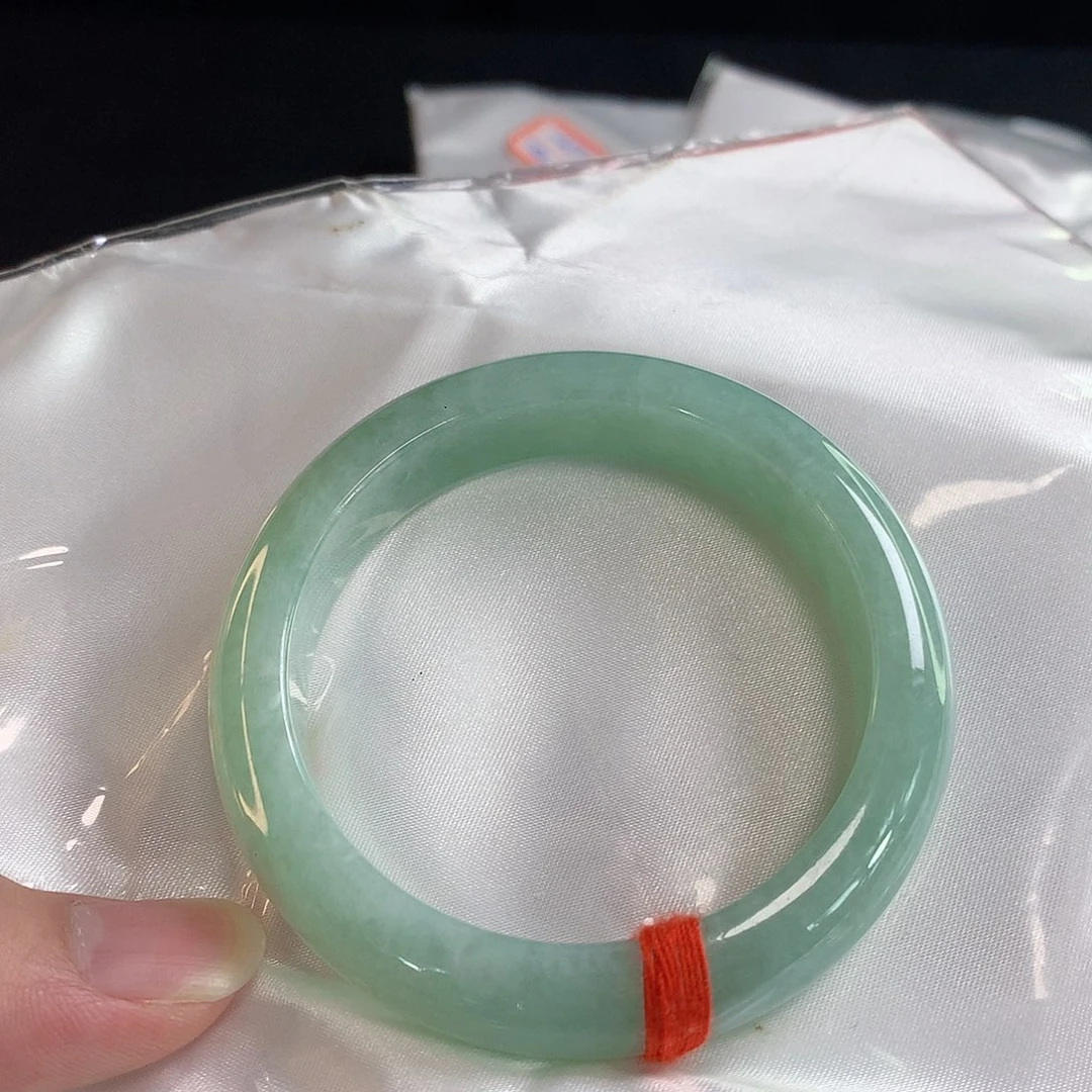 未镶嵌手镯翡翠130