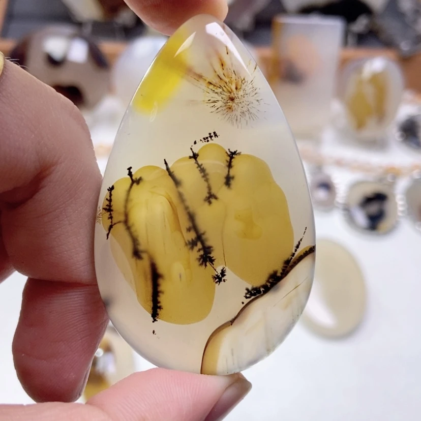 【闪购商品】玛瑙/玉髓颈饰未镶嵌