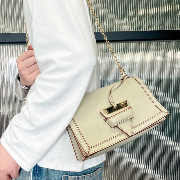 95新 LOEWE/罗意威 【涛】49PP05 巴塞罗那单肩斜挎包