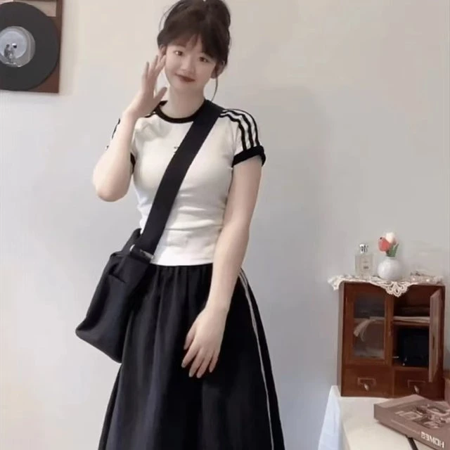 大码胖妹妹甜酷辣妹半身裙穿搭一整套收腰短袖T恤女长裙两件套装