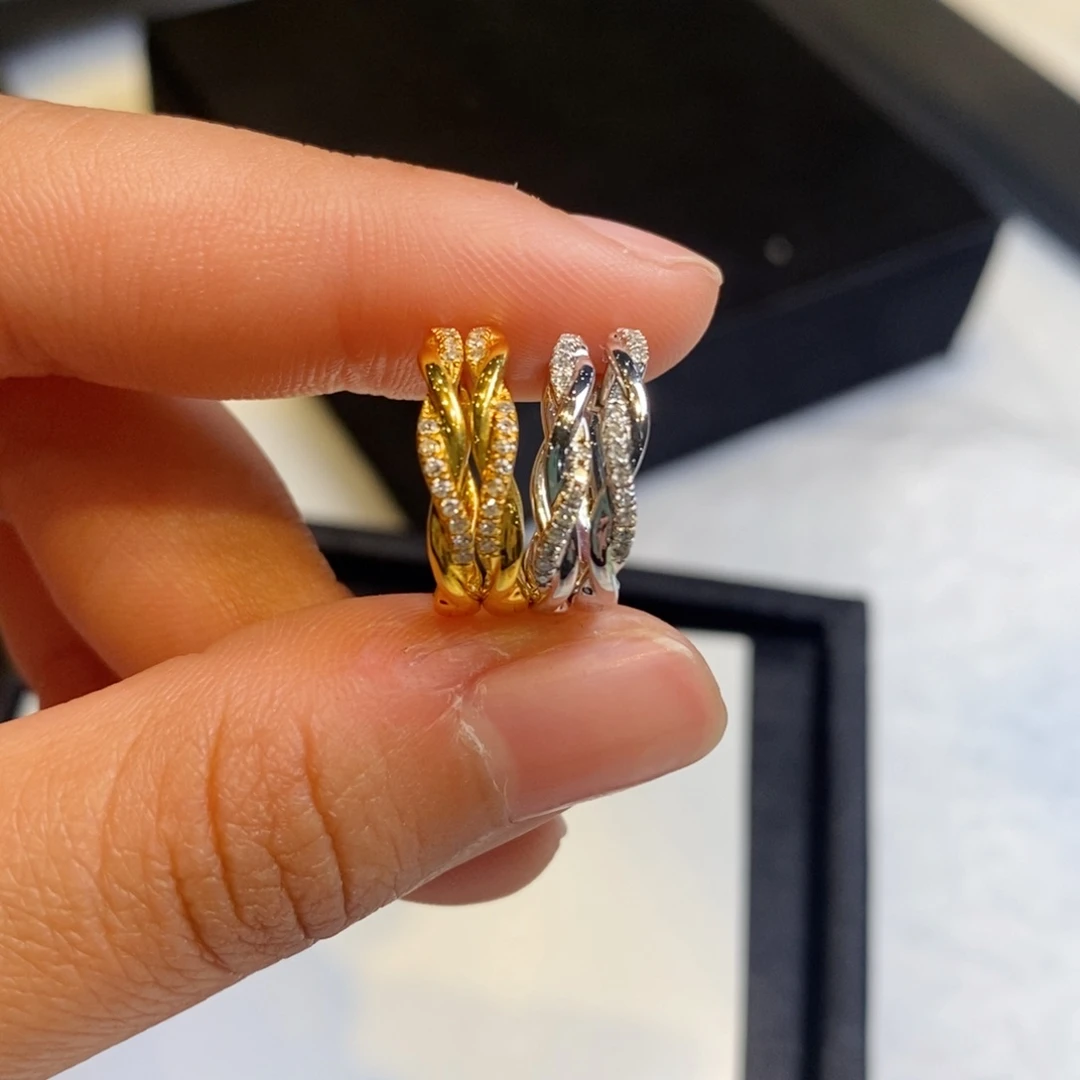 钻石耳饰18K金镶嵌设计款麻花耳包